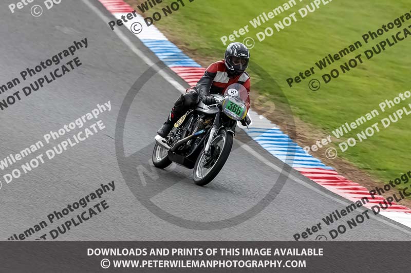 Vintage motorcycle club;eventdigitalimages;mallory park;mallory park trackday photographs;no limits trackdays;peter wileman photography;trackday digital images;trackday photos;vmcc festival 1000 bikes photographs